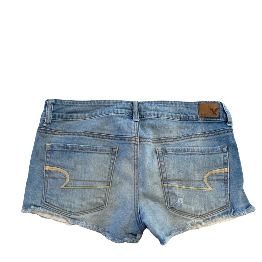 American Eagle distressed shorts - Picture 3 of 4